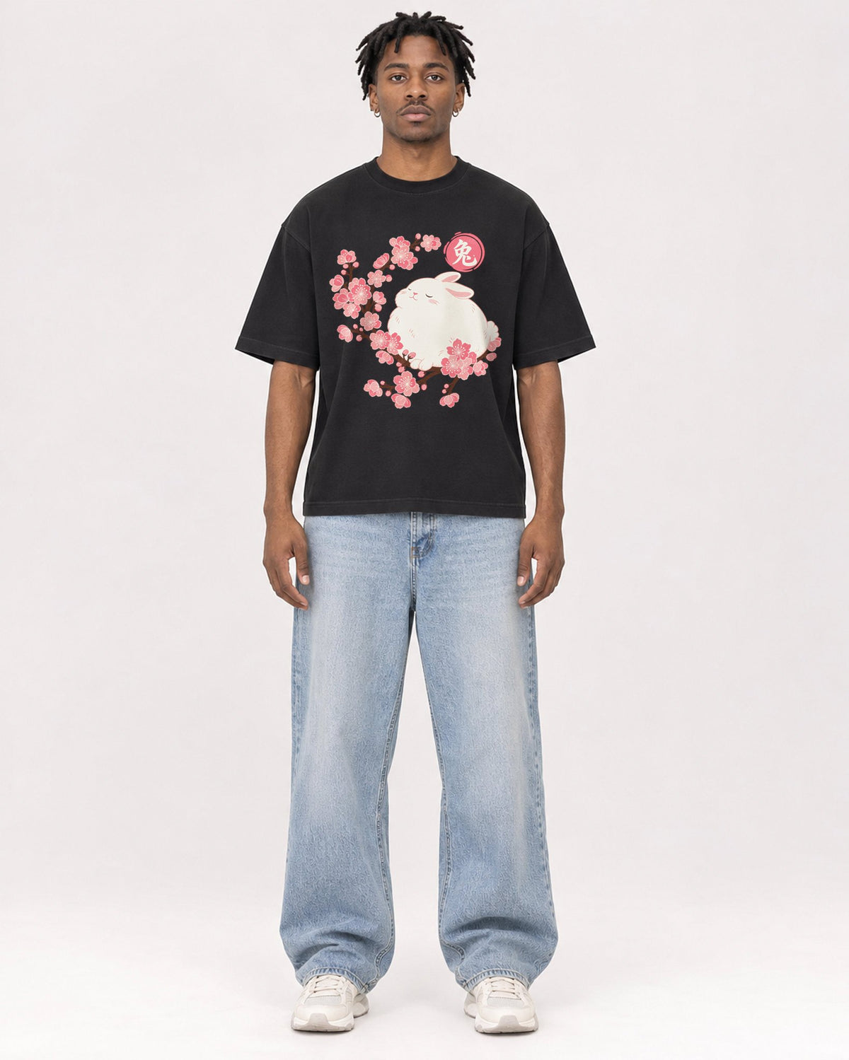 Mockup Boxy Heavyweight Tee Black male full-body 05