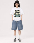 Mockup Boxy Heavyweight Tee White female full-body 01