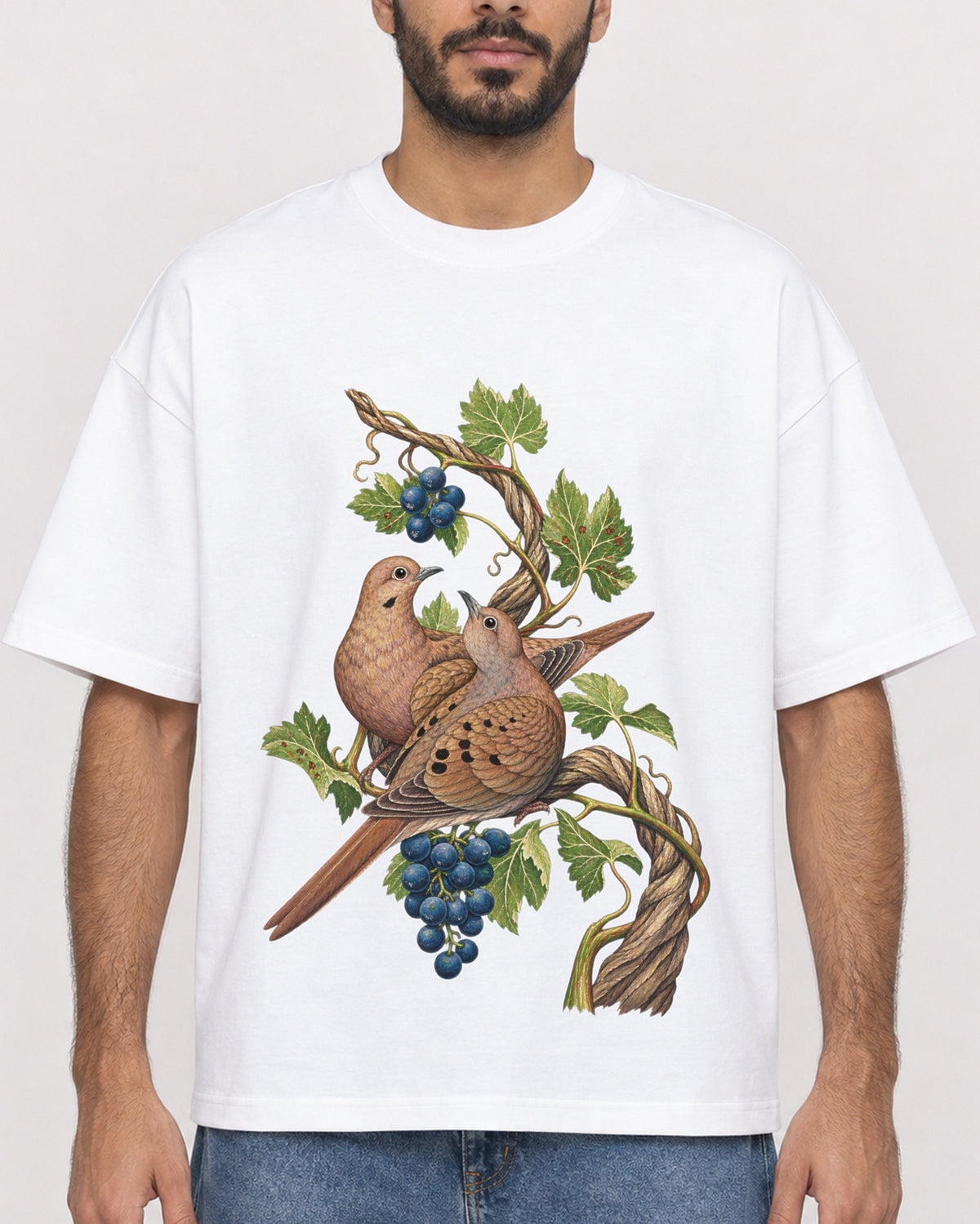 Mockup Boxy Heavyweight Tee White male close-up 07
