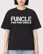 Mockup Boxy Heavyweight Tee Black female close-up 11