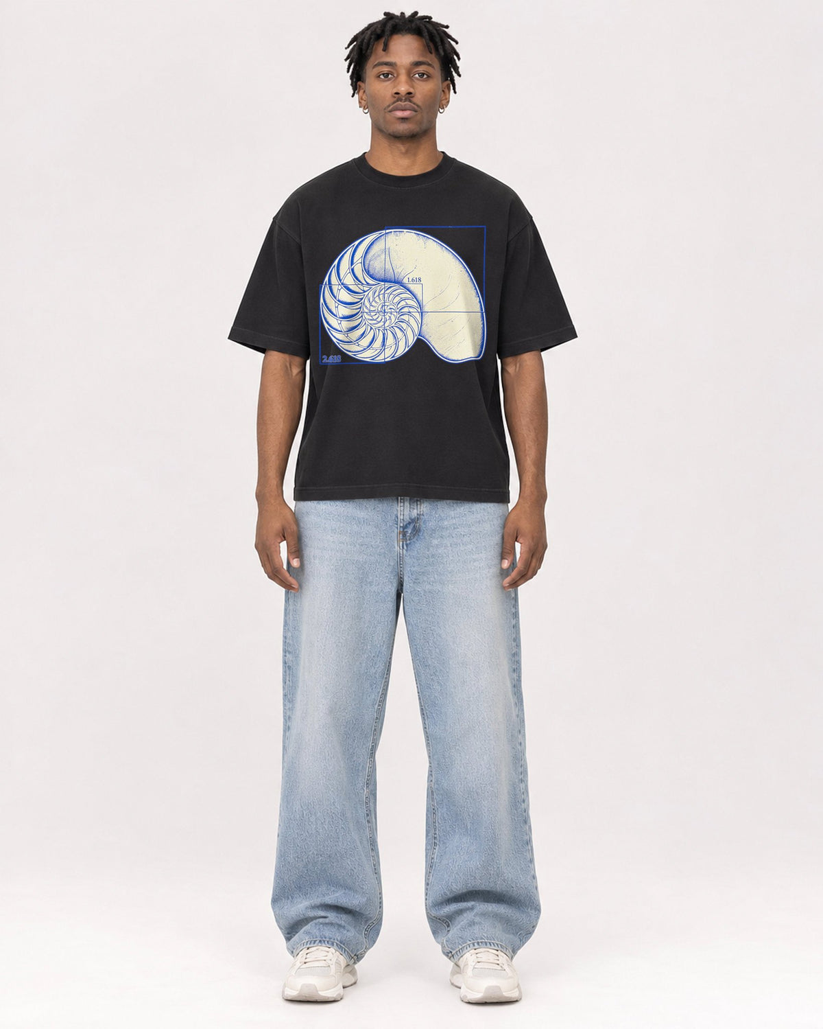 Mockup Boxy Heavyweight Tee Black male full-body 05