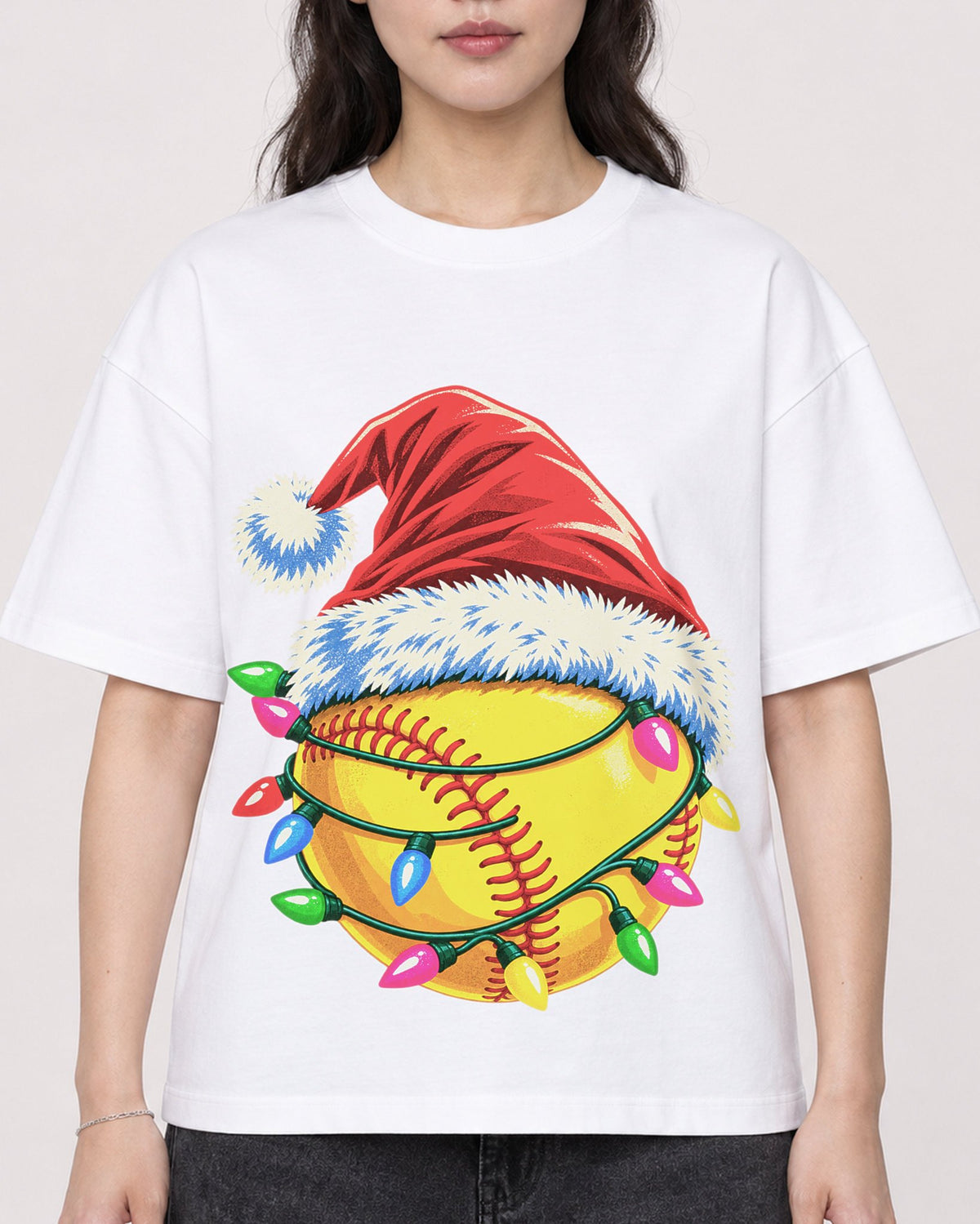 Mockup Boxy Heavyweight Tee White female close-up 03