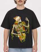 Mockup Boxy Heavyweight Tee Black male close-up 09