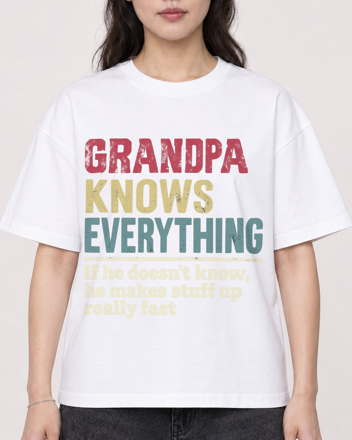 Mockup Boxy Heavyweight Tee White female close-up 03