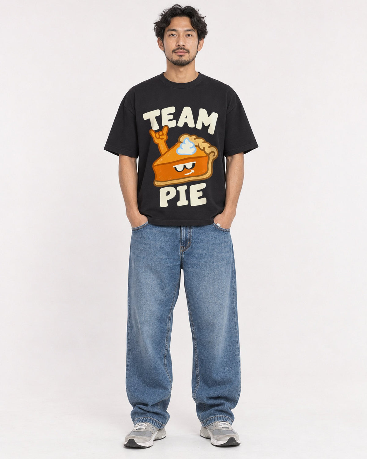 Mockup Boxy Heavyweight Tee Black male full-body 02