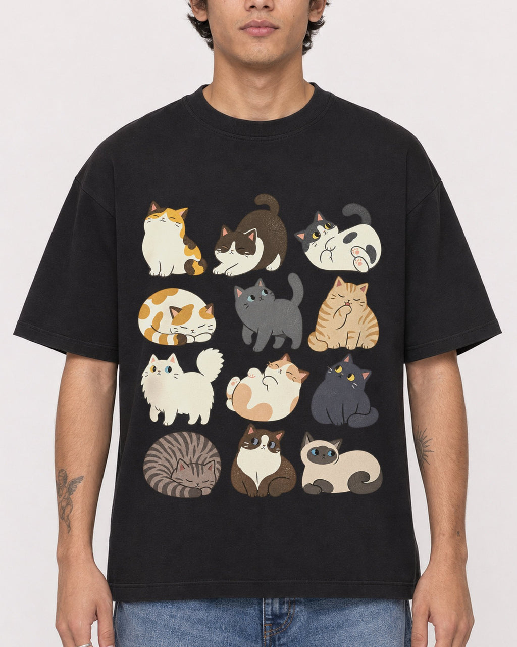 Mockup Boxy Heavyweight Tee Black male close-up 06