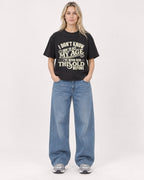 Mockup Boxy Heavyweight Tee Black female full-body 08