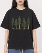Mockup Boxy Heavyweight Tee Black female close-up 01