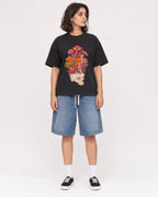 Mockup Boxy Heavyweight Tee Black female full-body 37