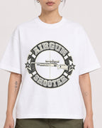 Mockup Boxy Heavyweight Tee White female close-up 12