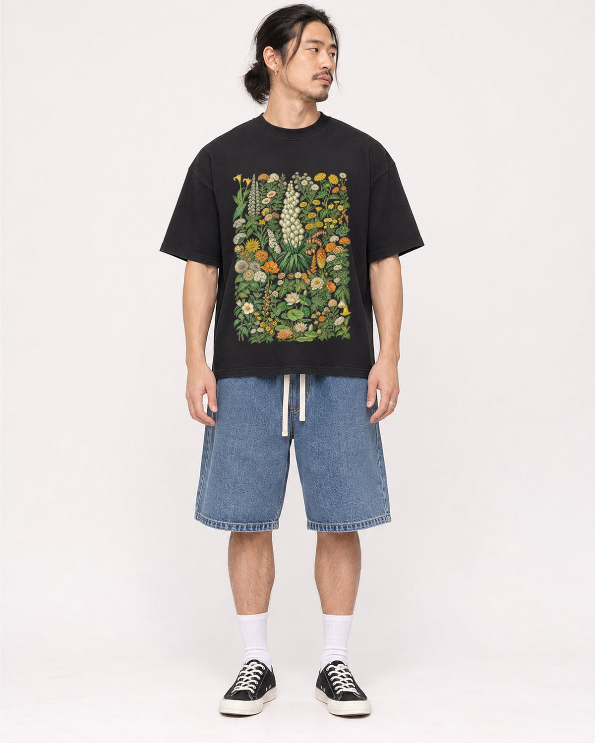 Mockup Boxy Heavyweight Tee Black male full-body 43