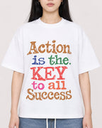 Mockup Boxy Heavyweight Tee White female close-up 01