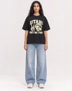Mockup Boxy Heavyweight Tee Black female full-body 07
