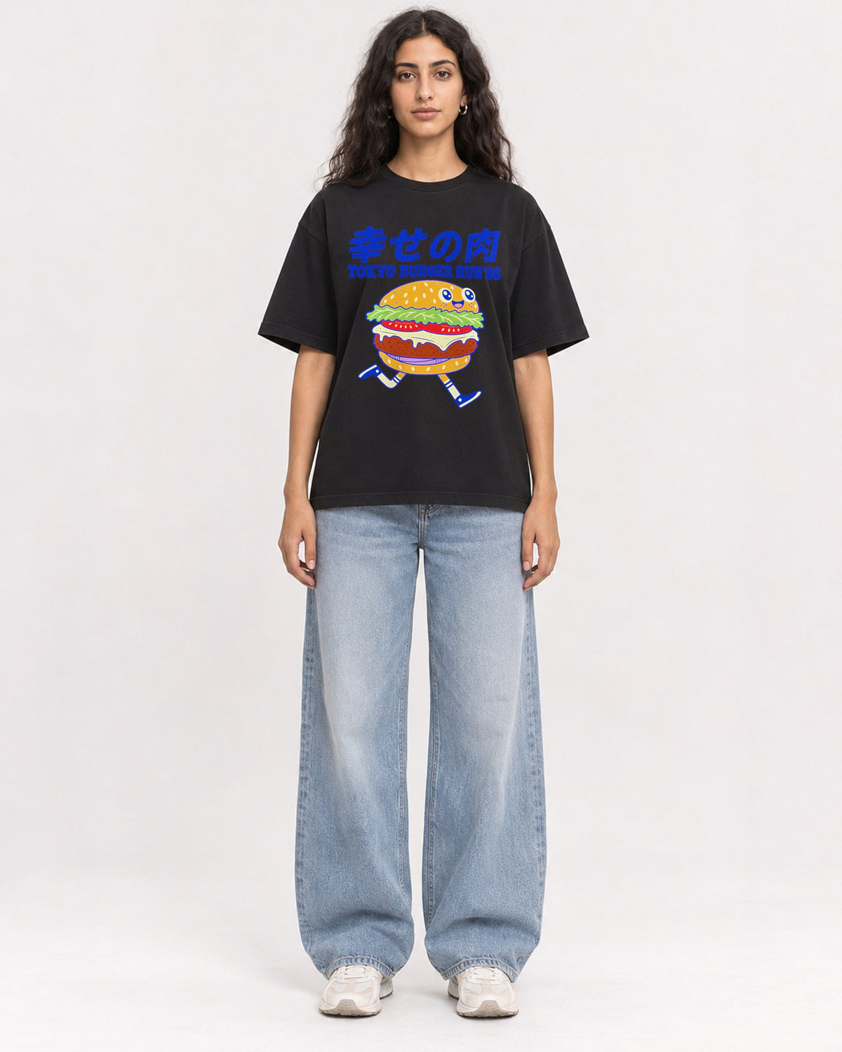 Mockup Boxy Heavyweight Tee Black female full-body 07