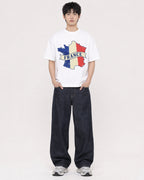 Mockup Boxy Heavyweight Tee White male full-body 01