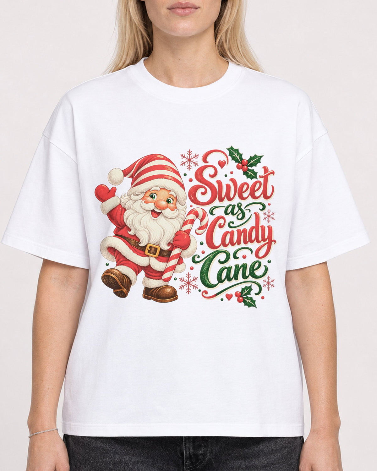 Mockup Boxy Heavyweight Tee White female close-up 08