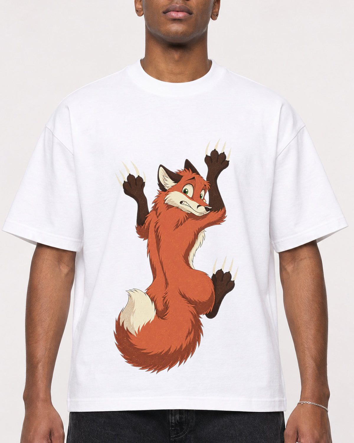 Mockup Boxy Heavyweight Tee White male close-up 15