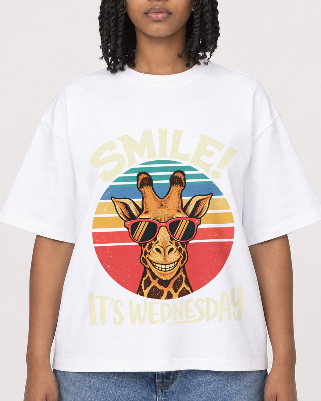 Mockup Boxy Heavyweight Tee White female close-up 15