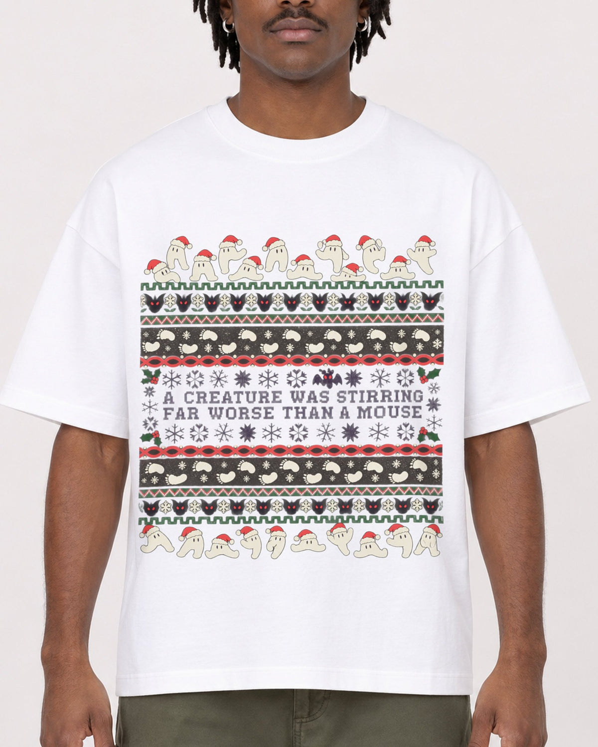 Mockup Boxy Heavyweight Tee White male close-up 04