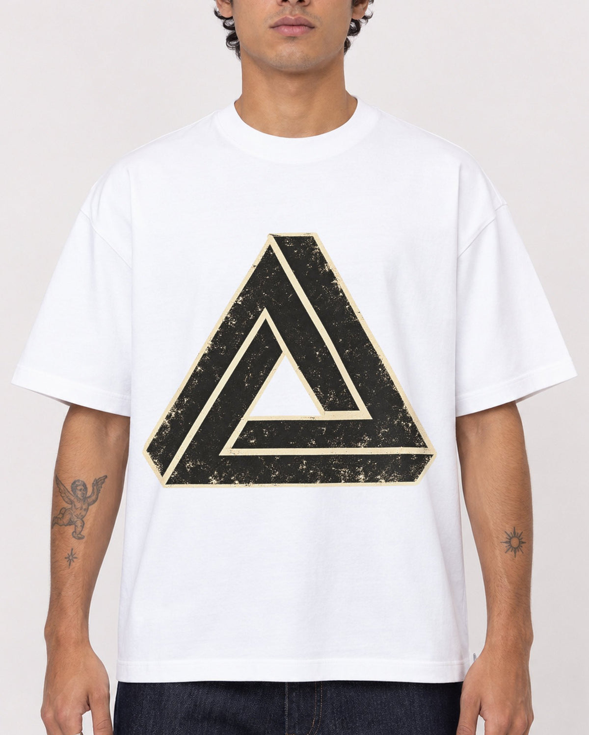 Mockup Boxy Heavyweight Tee White male close-up 06