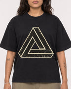 Mockup Boxy Heavyweight Tee Black female close-up 06