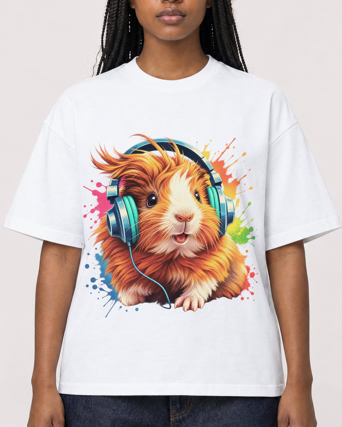 Mockup Boxy Heavyweight Tee White female close-up 04