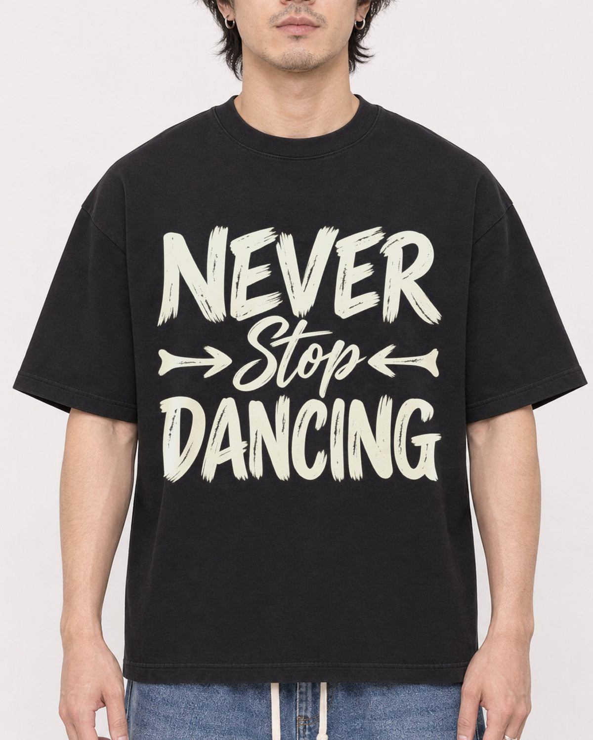 Mockup Boxy Heavyweight Tee Black male close-up 03