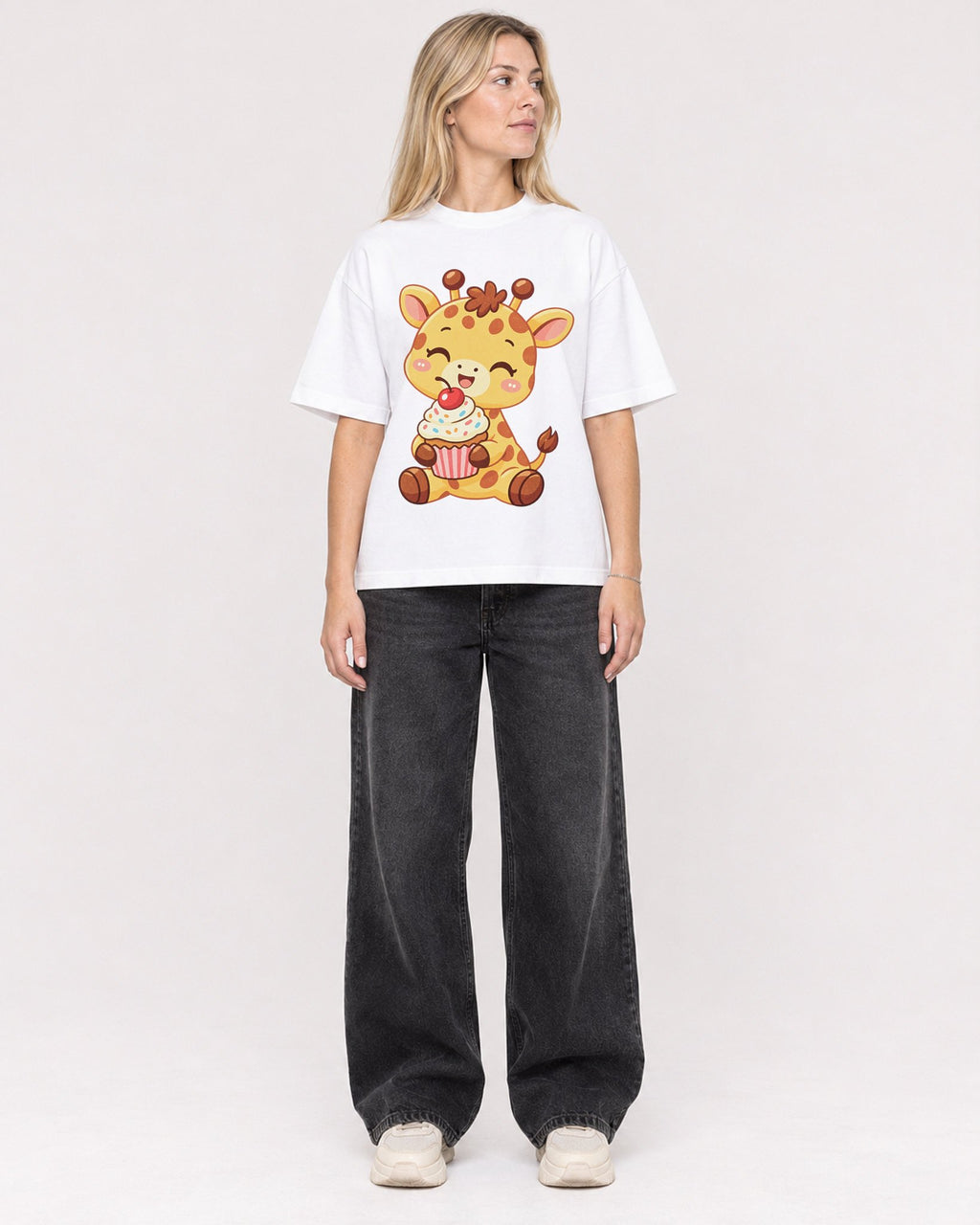 Mockup Boxy Heavyweight Tee White female full-body 08