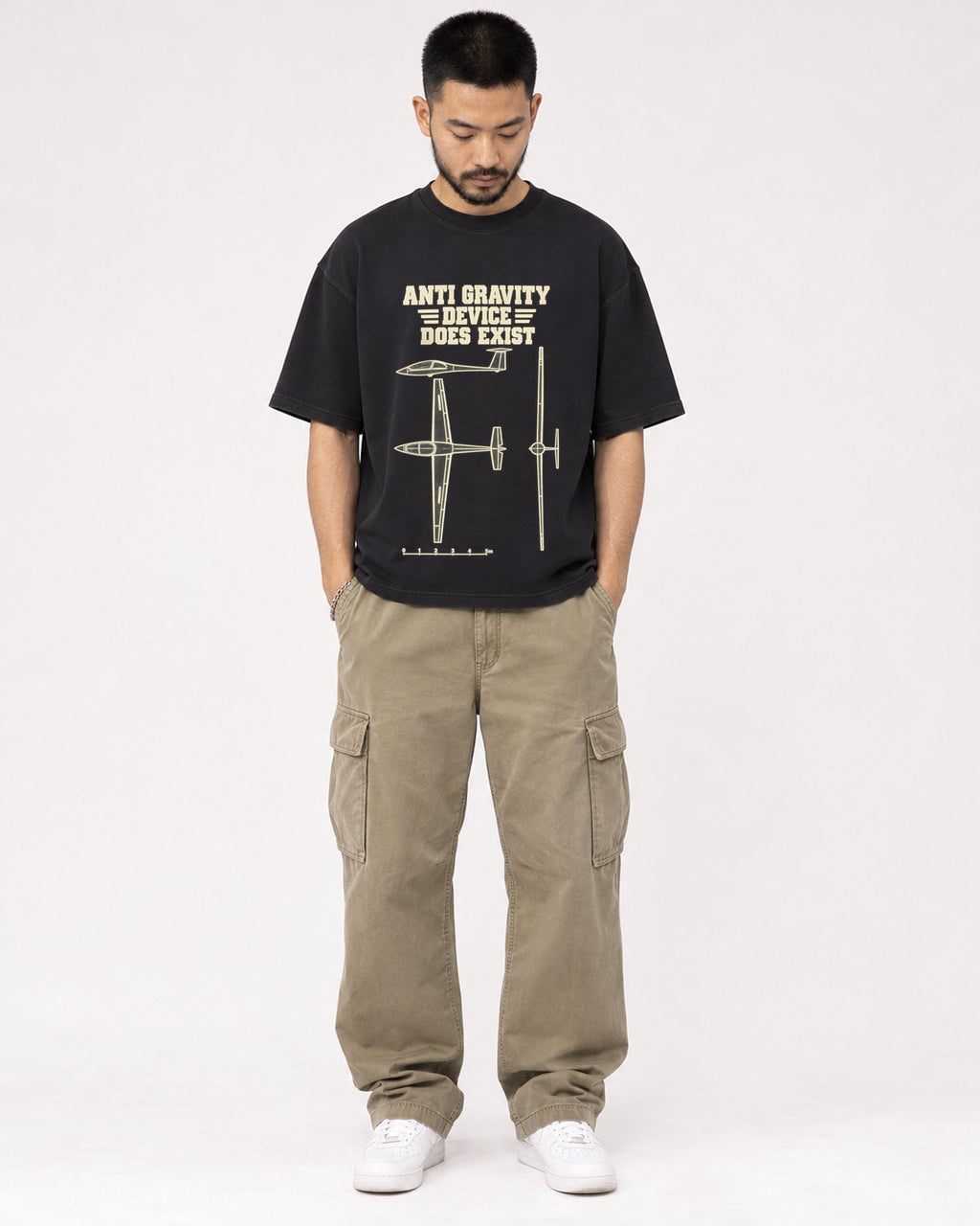 Mockup Boxy Heavyweight Tee Black male full-body 32