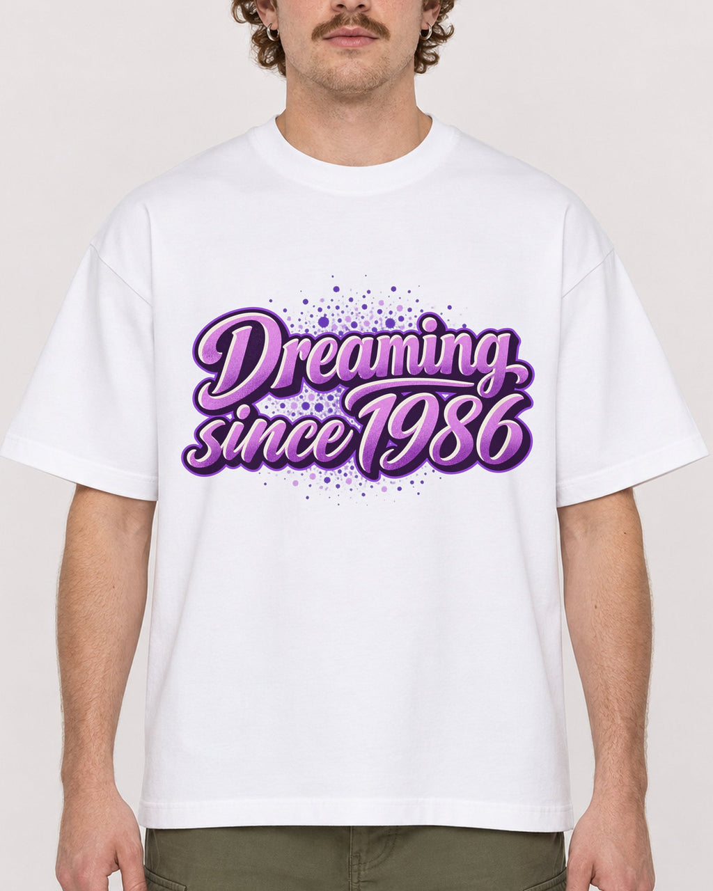 Mockup Boxy Heavyweight Tee White male close-up 09