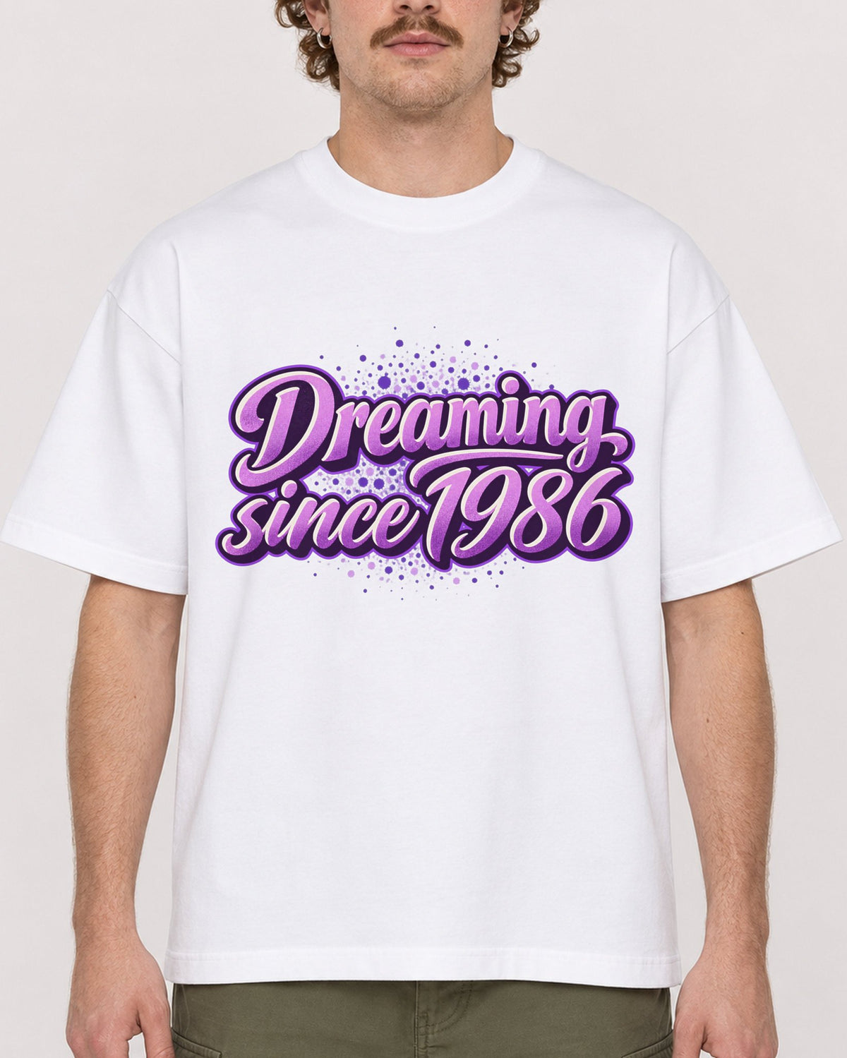 Mockup Boxy Heavyweight Tee White male close-up 09