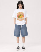 Mockup Boxy Heavyweight Tee White female full-body 01