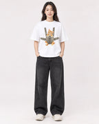 Mockup Boxy Heavyweight Tee White female full-body 03