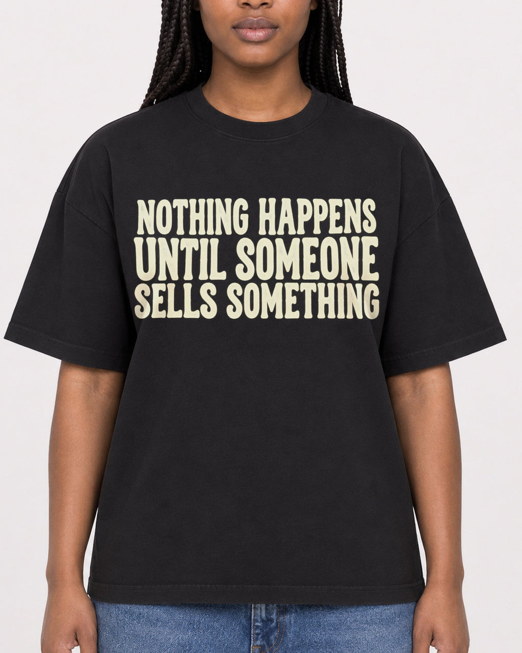 Mockup Boxy Heavyweight Tee Black female close-up 04