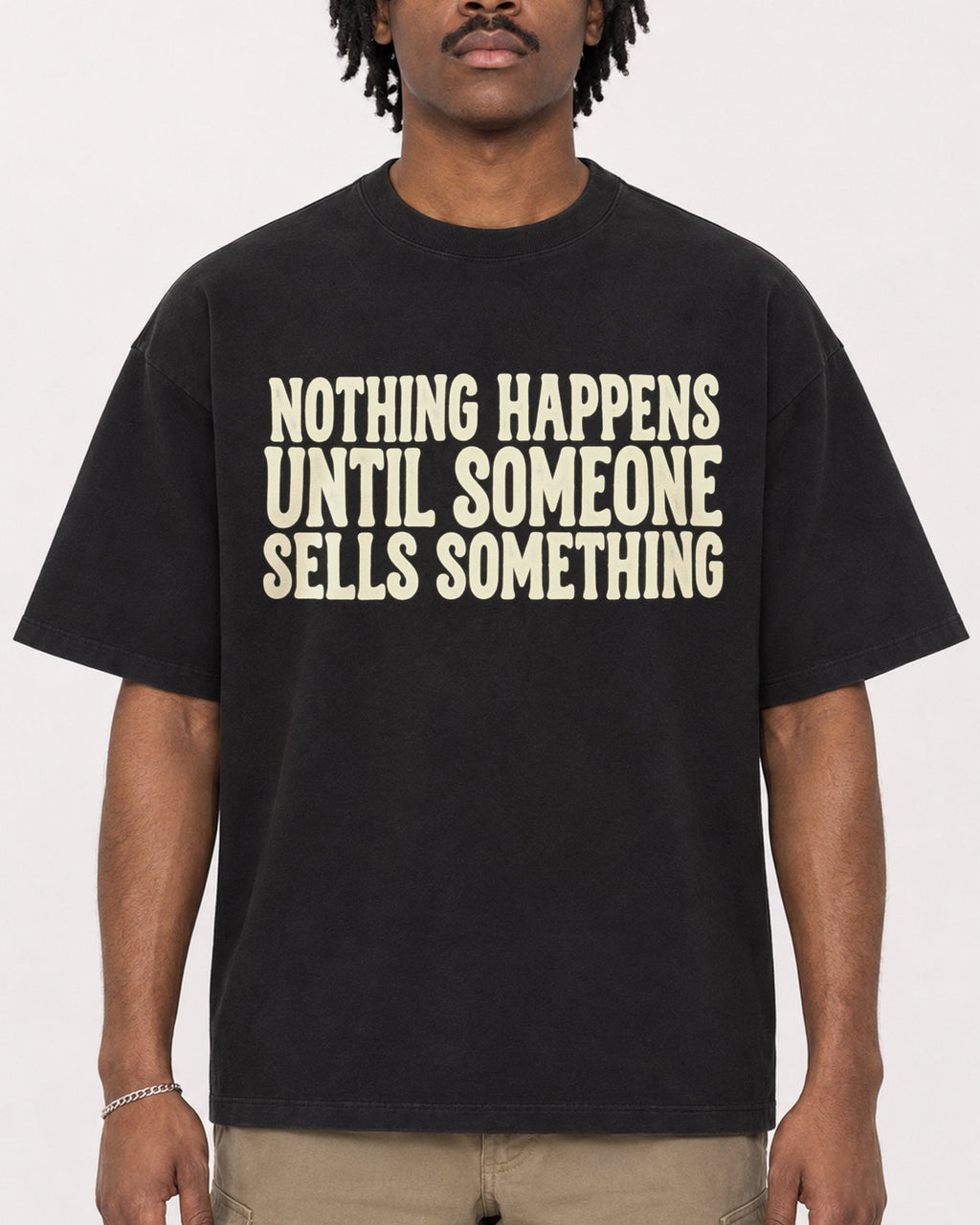 Mockup Boxy Heavyweight Tee Black male close-up 04