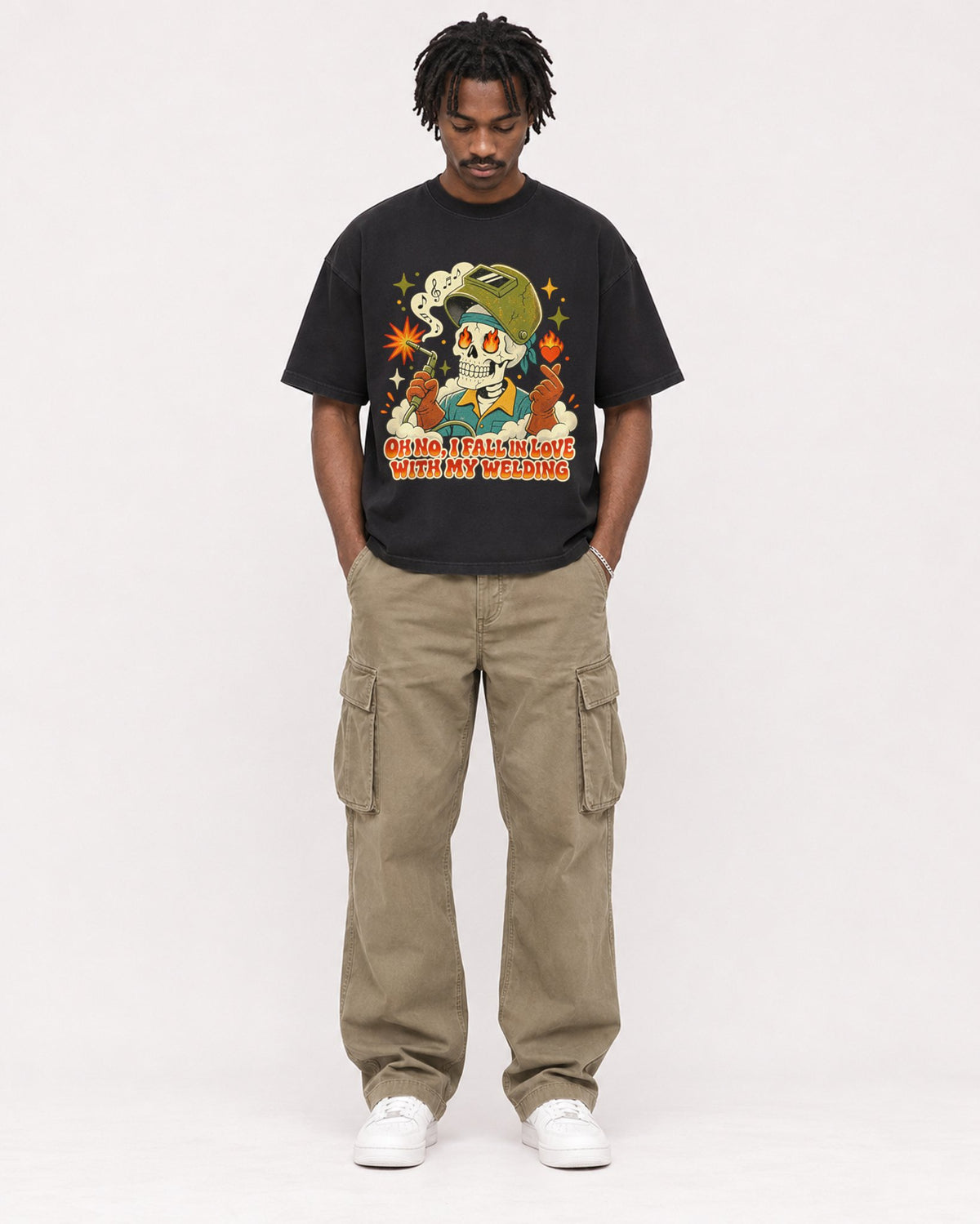 Mockup Boxy Heavyweight Tee Black male full-body 04