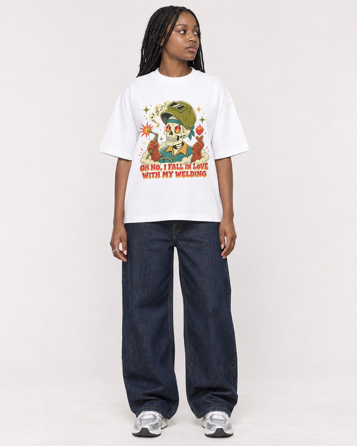 Mockup Boxy Heavyweight Tee White female full-body 04