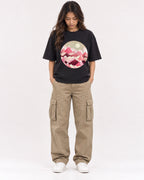 Mockup Boxy Heavyweight Tee Black female full-body 02