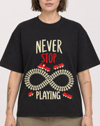 Mockup Boxy Heavyweight Tee Black female close-up 18