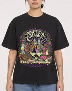 Mockup Boxy Heavyweight Tee Black female close-up 12