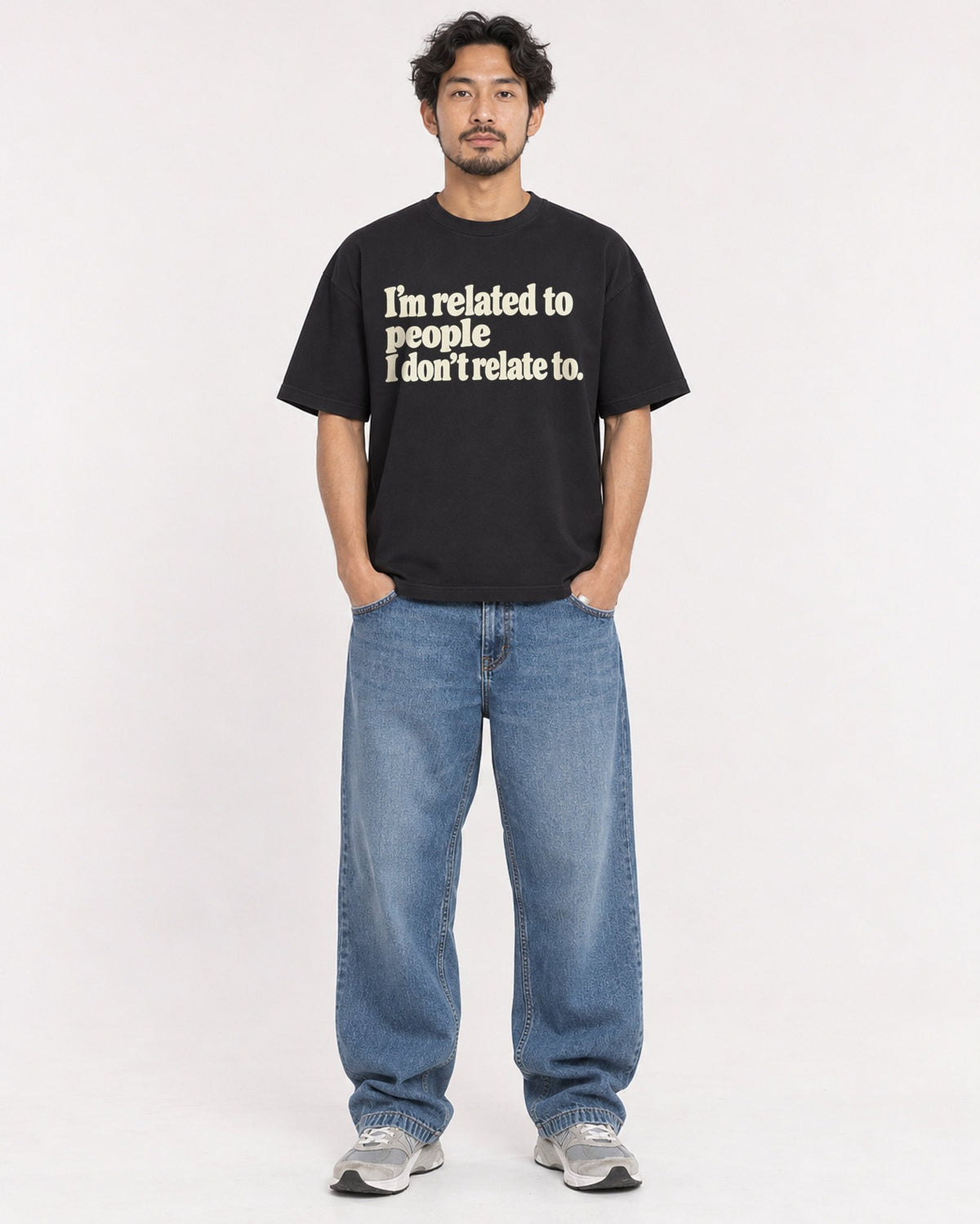 Mockup Boxy Heavyweight Tee Black male full-body 02