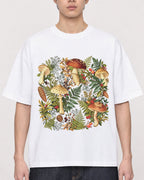 Mockup Boxy Heavyweight Tee White male close-up 01