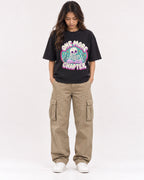 Mockup Boxy Heavyweight Tee Black female full-body 02