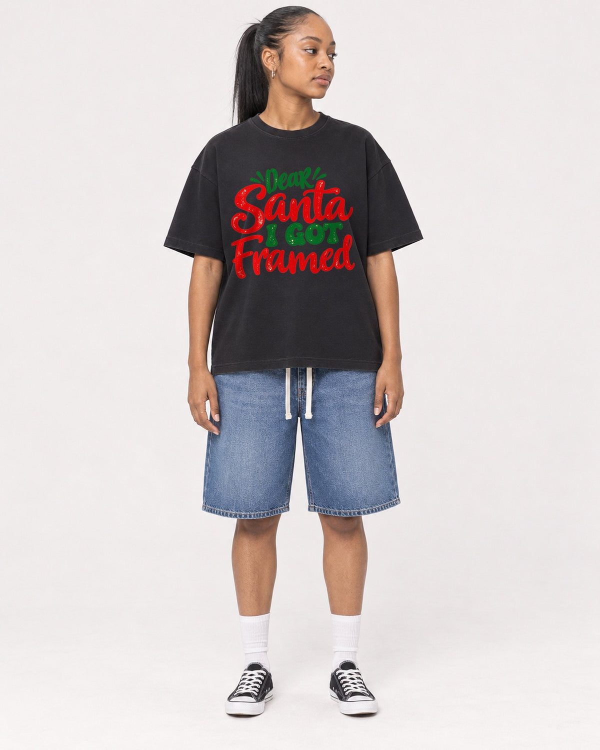 Mockup Boxy Heavyweight Tee Black female full-body 25
