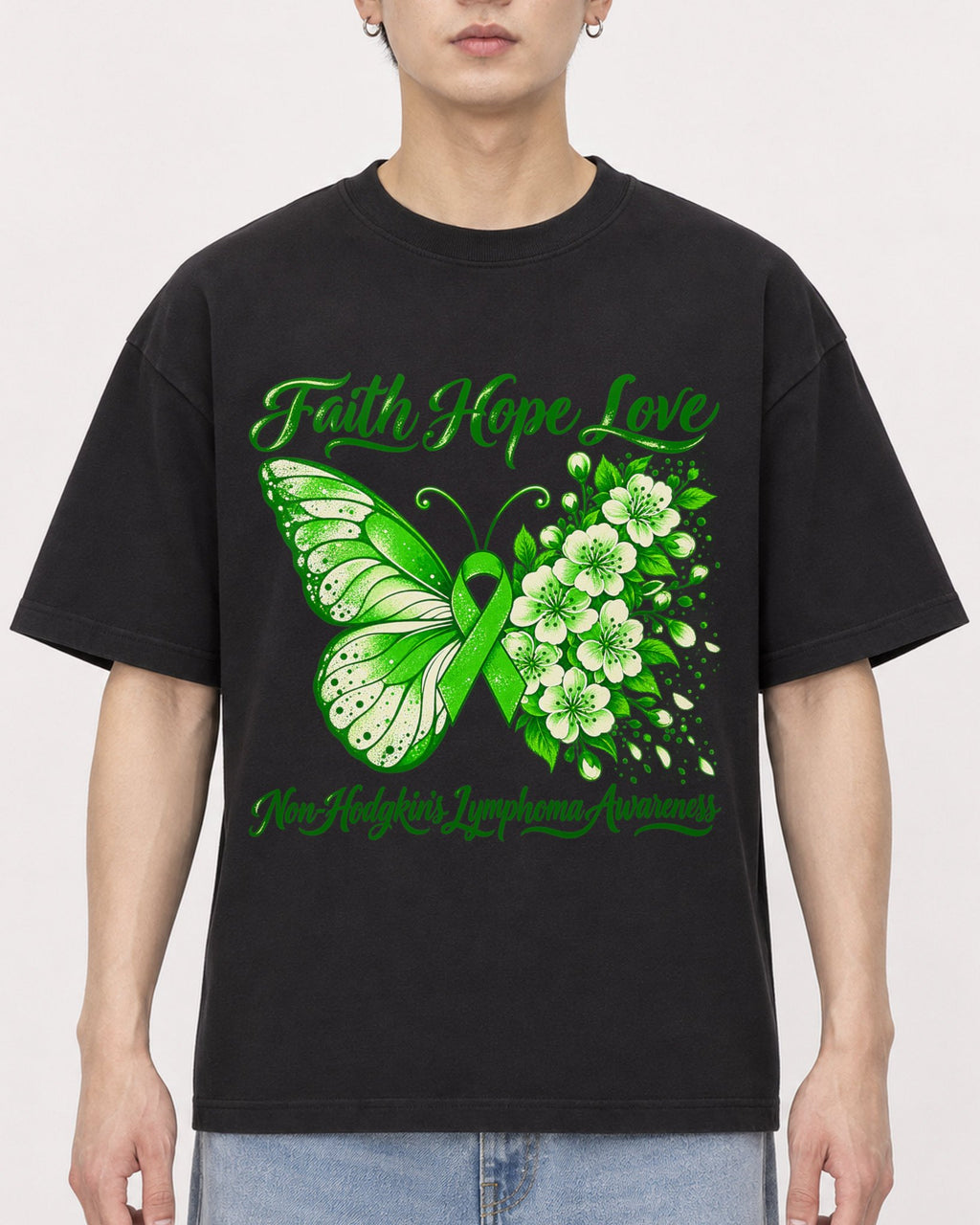 Mockup Boxy Heavyweight Tee Black male close-up 01
