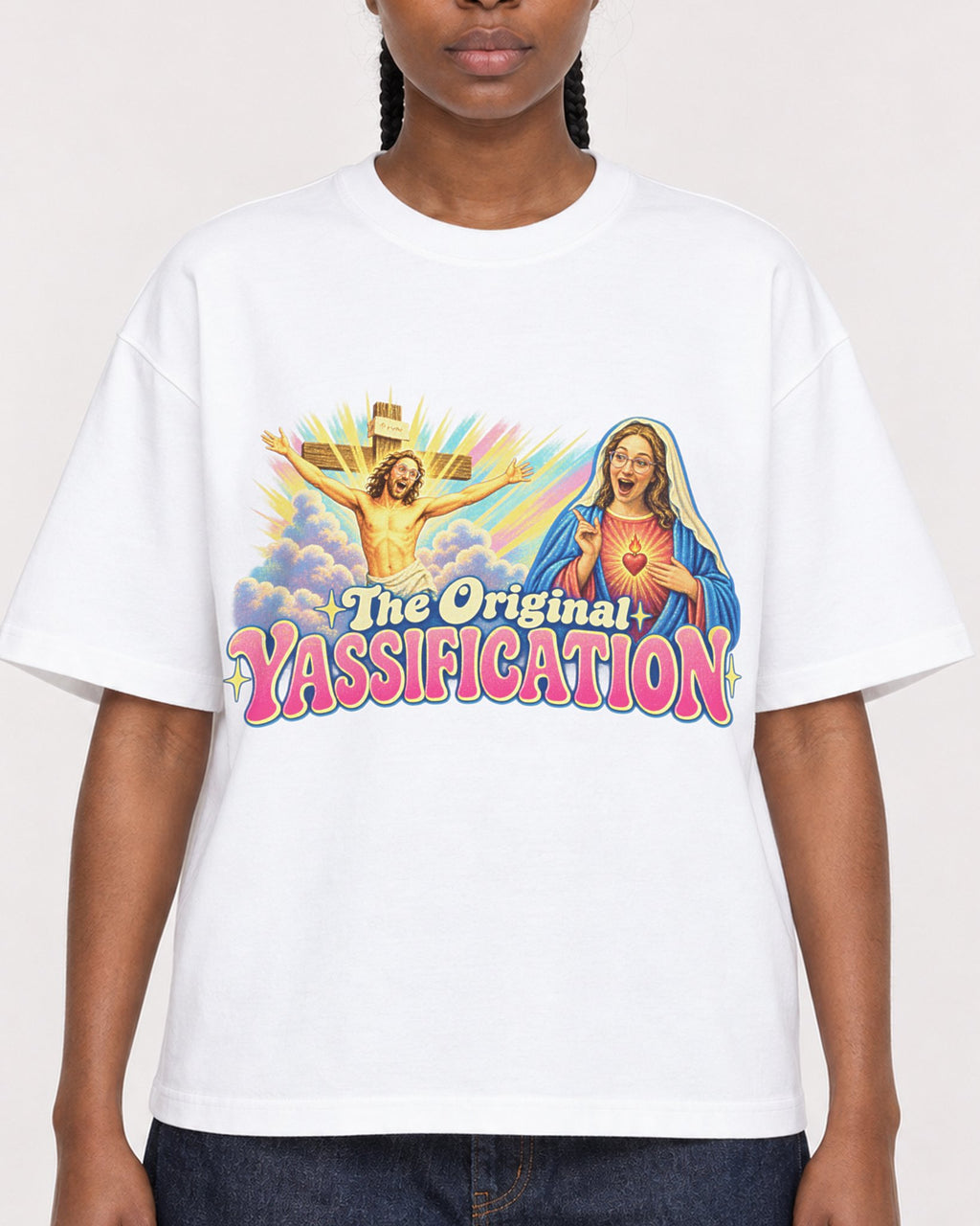 Mockup Boxy Heavyweight Tee White female close-up 44