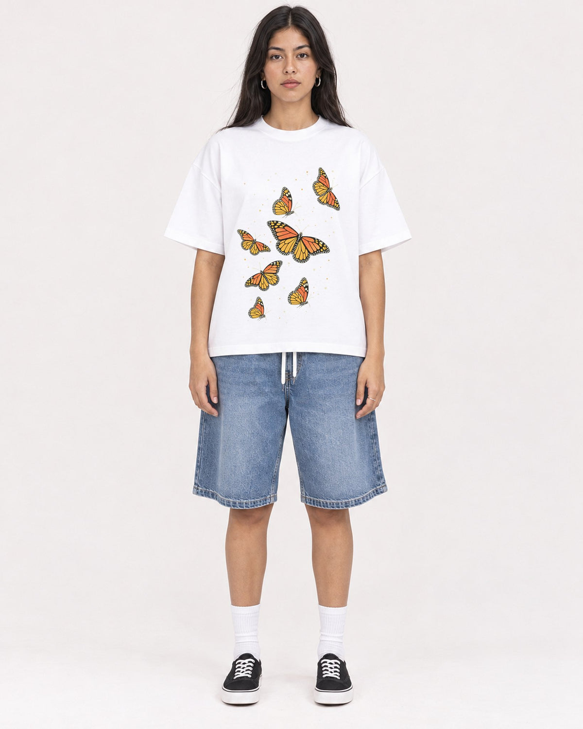 Mockup Boxy Heavyweight Tee White female full-body 46