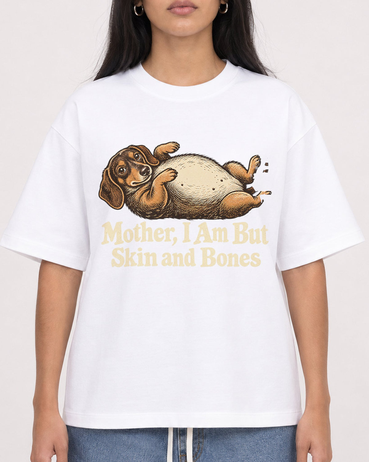 Mockup Boxy Heavyweight Tee White female close-up 46