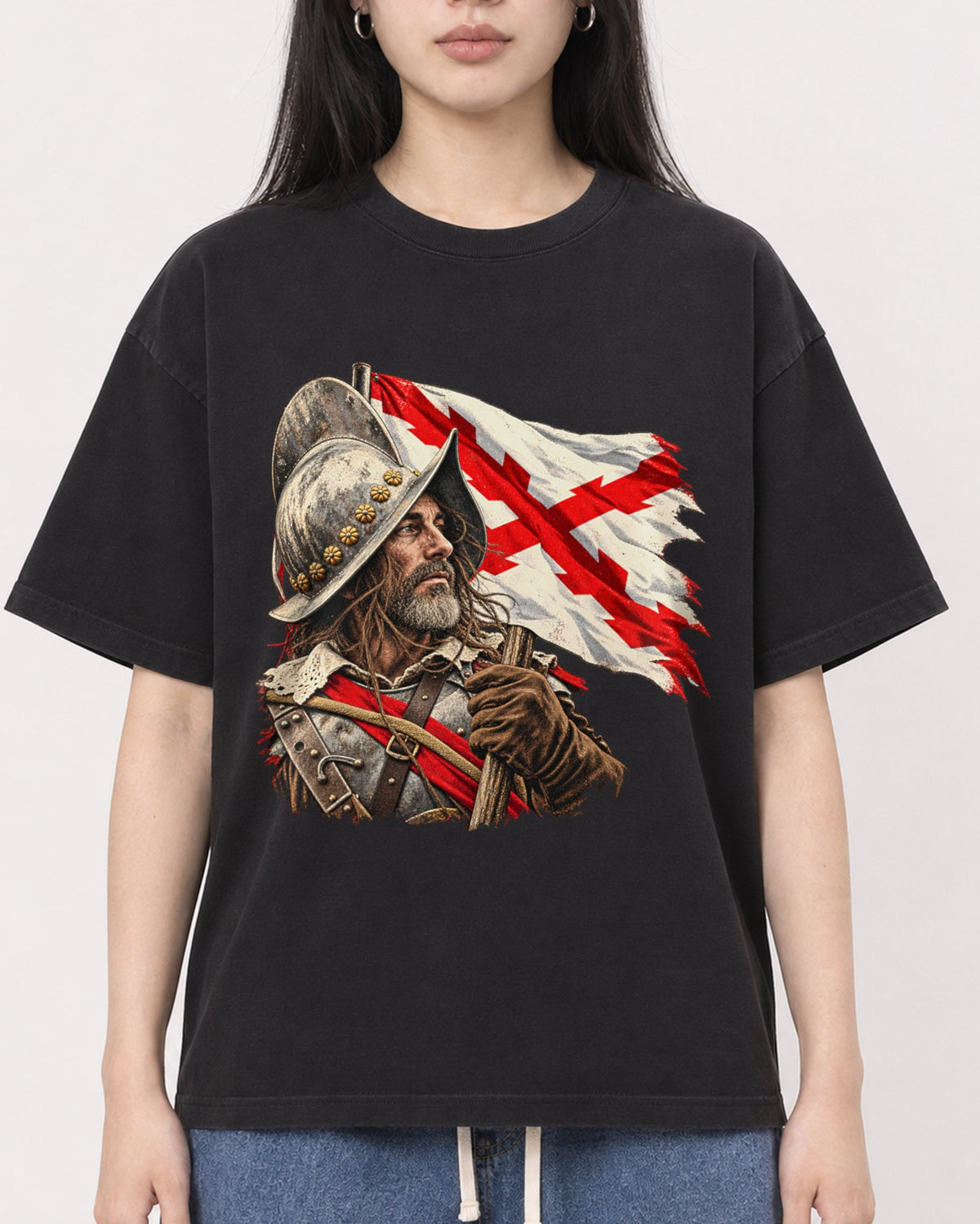 Mockup Boxy Heavyweight Tee Black female close-up 01