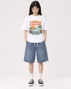 Mockup Boxy Heavyweight Tee White female full-body 01